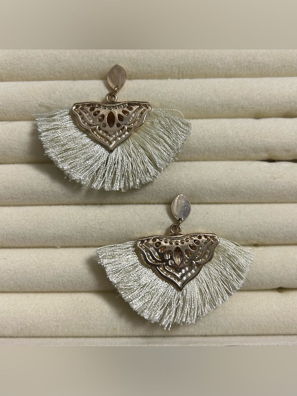 Stylish Fringe Fan Drop Earrings